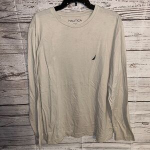 💙Nautica cream shirt